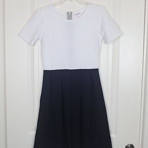 LuLaRoe | Amelia Pocket Pleated dress